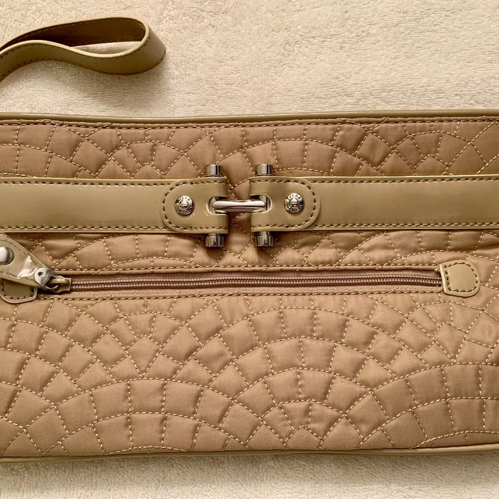 NWOT Vera Bradley Clutch